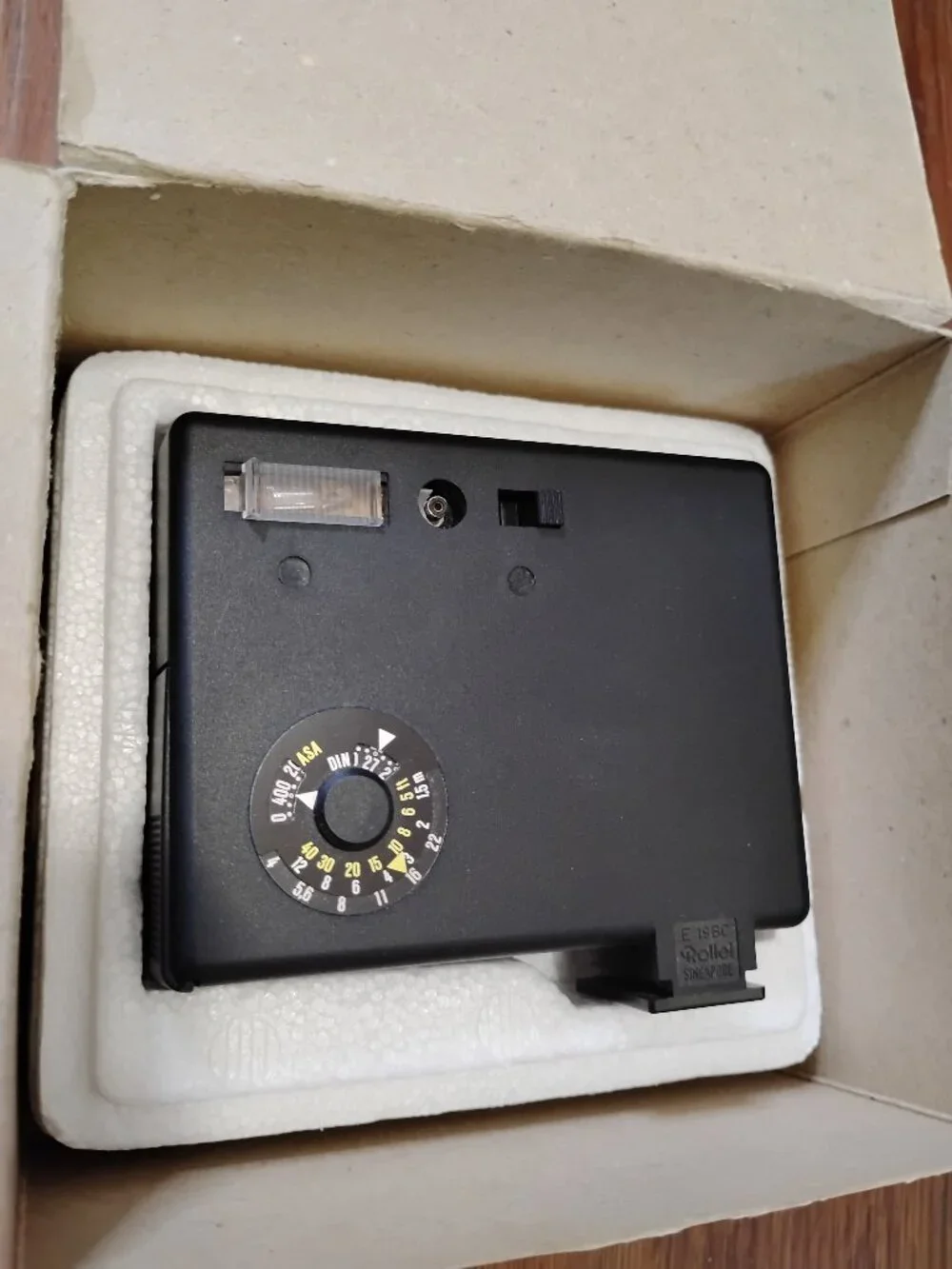 Vintage Rollei E19BC Electronic Camera Flash Original Box